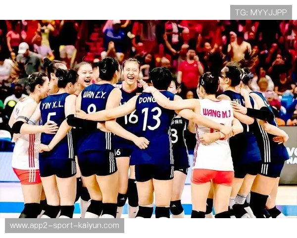 中国女排网口双人拦网成功建立优势